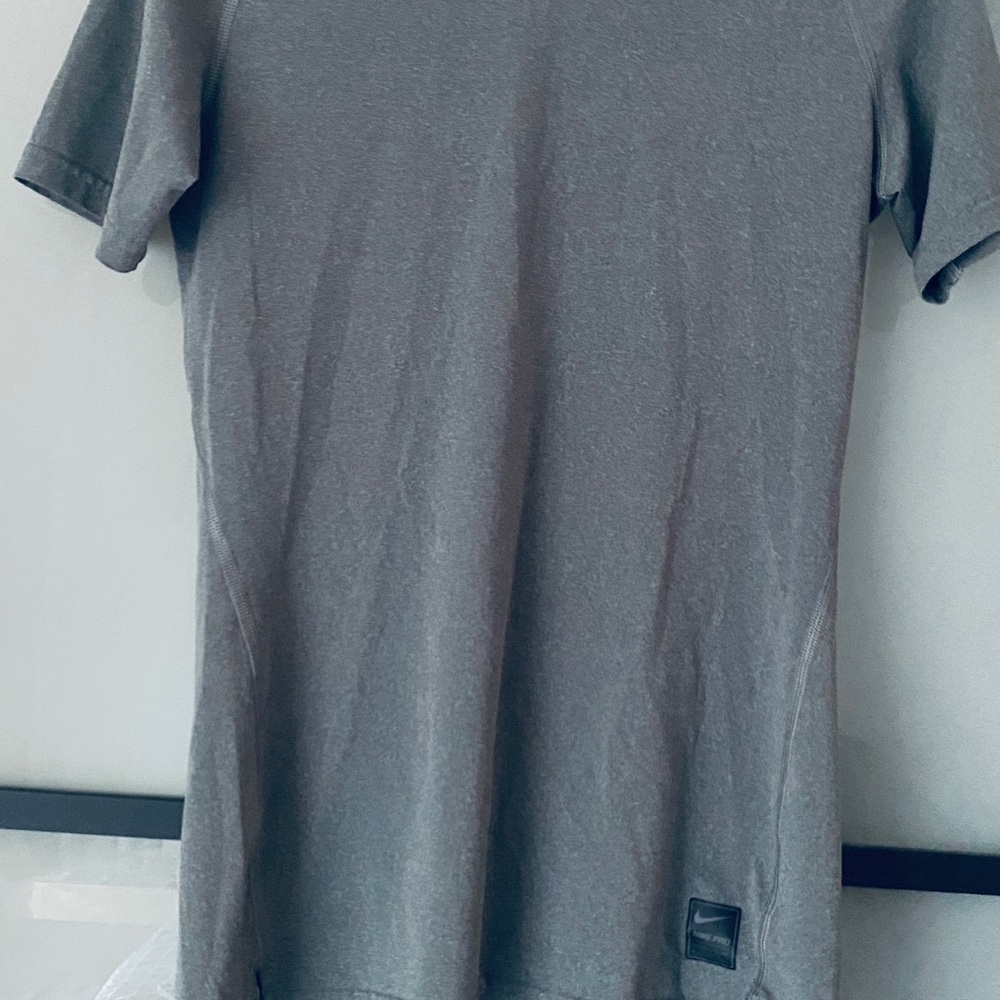 Men's Gray T-Shirt